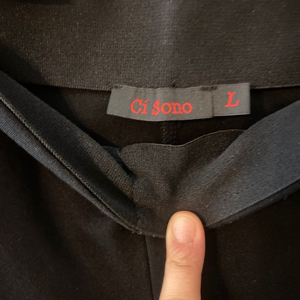 New Black Stretch Leggings w/ pleather details - Picture 5 of 6